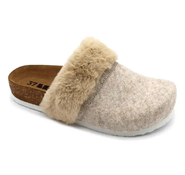 Leon Damen Stoffclogs Modell 4261 in Beige – Bequemer Clog mit rutschfester Sohle, atmungsaktivem Stoff und ergonomischem Fußbett.